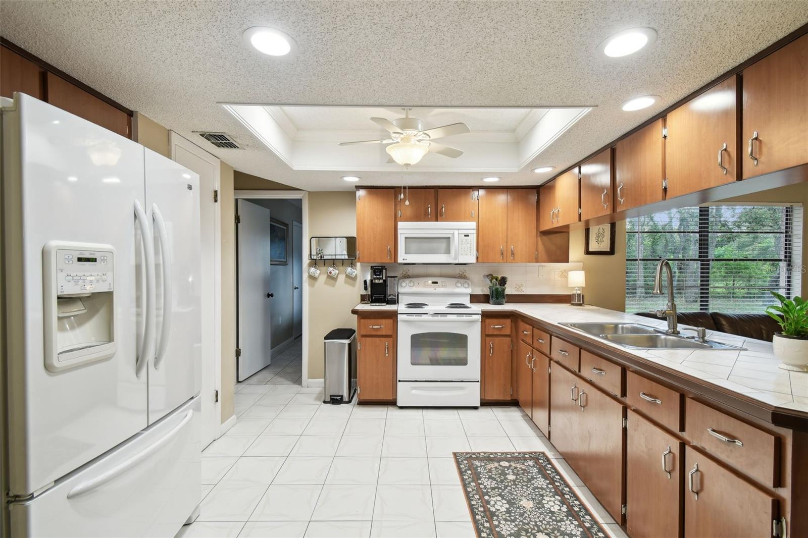 Image 13 of 43 For 18531 Ozark Drive