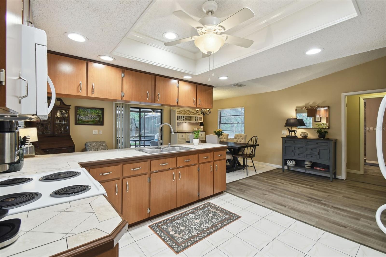 Image 14 of 43 For 18531 Ozark Drive