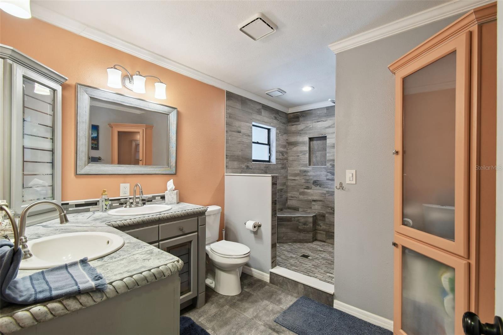 Image 21 of 43 For 18531 Ozark Drive