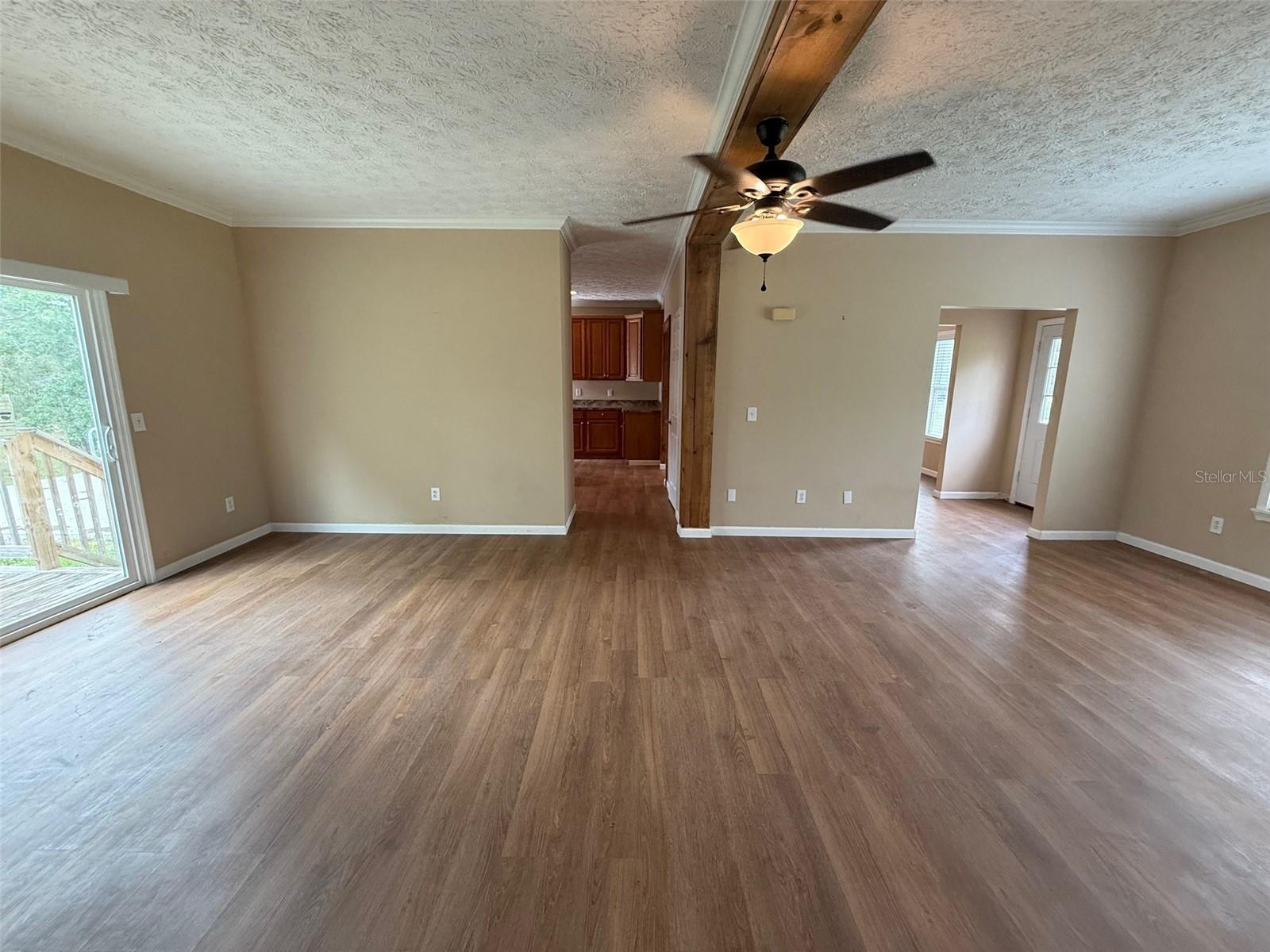 Listing photo id 6 for 11970 Osprey Avenue