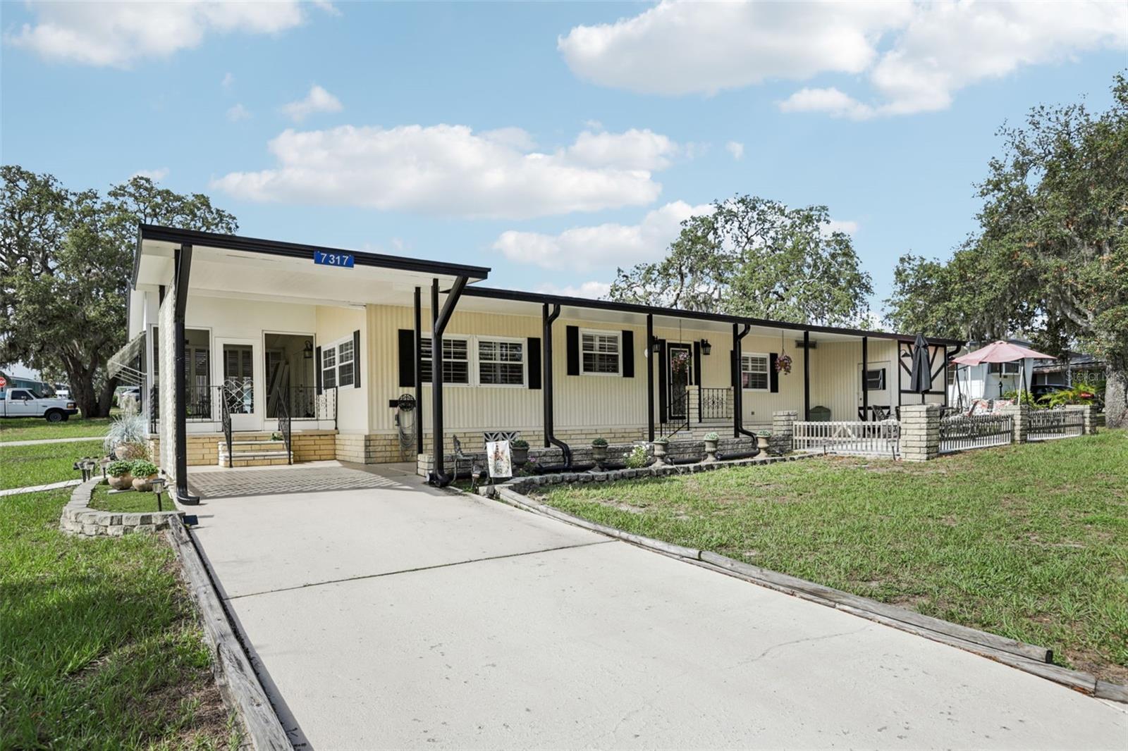 Listing photo id 0 for 7317 Score Street
