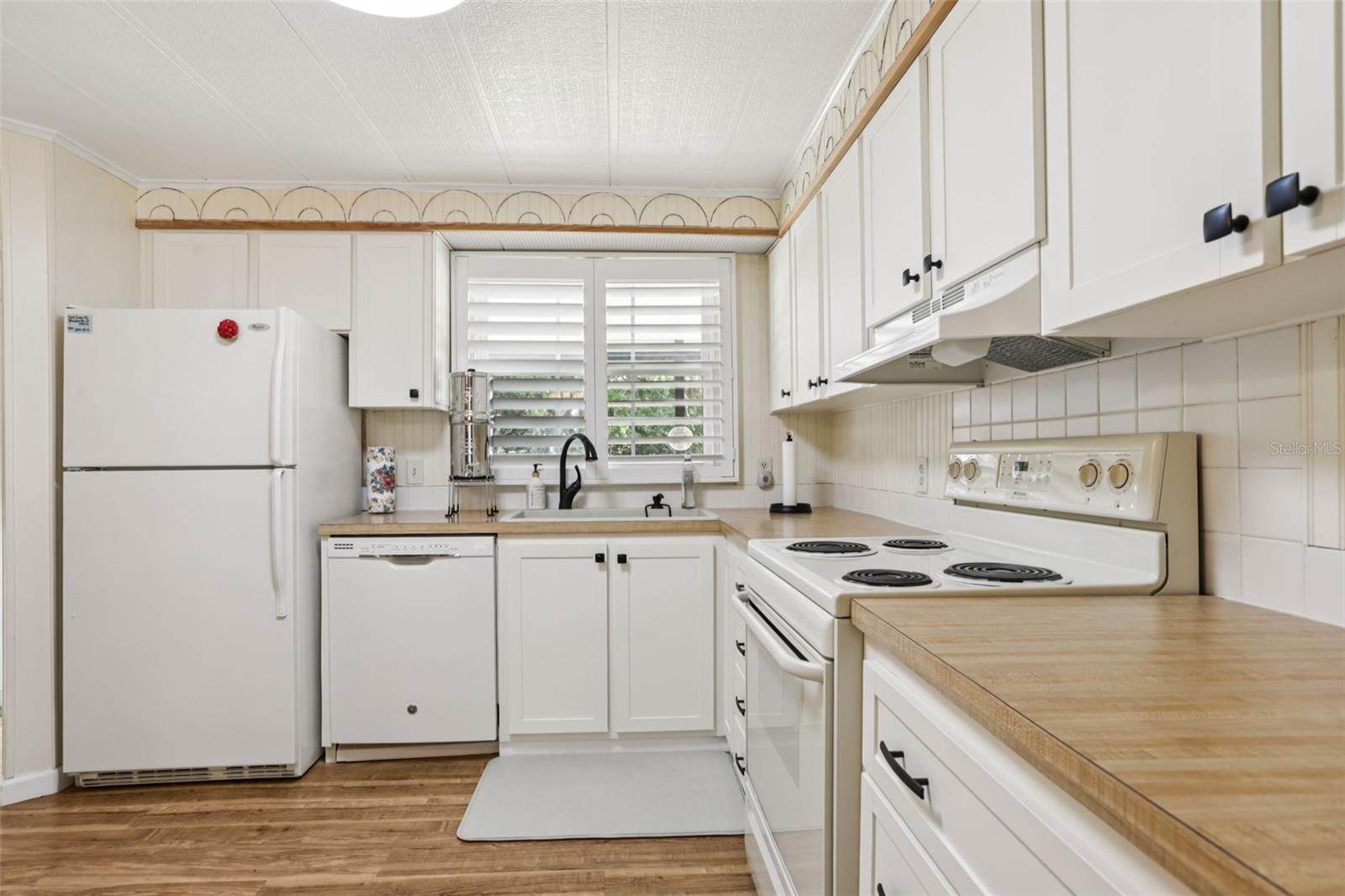Listing photo id 18 for 7317 Score Street