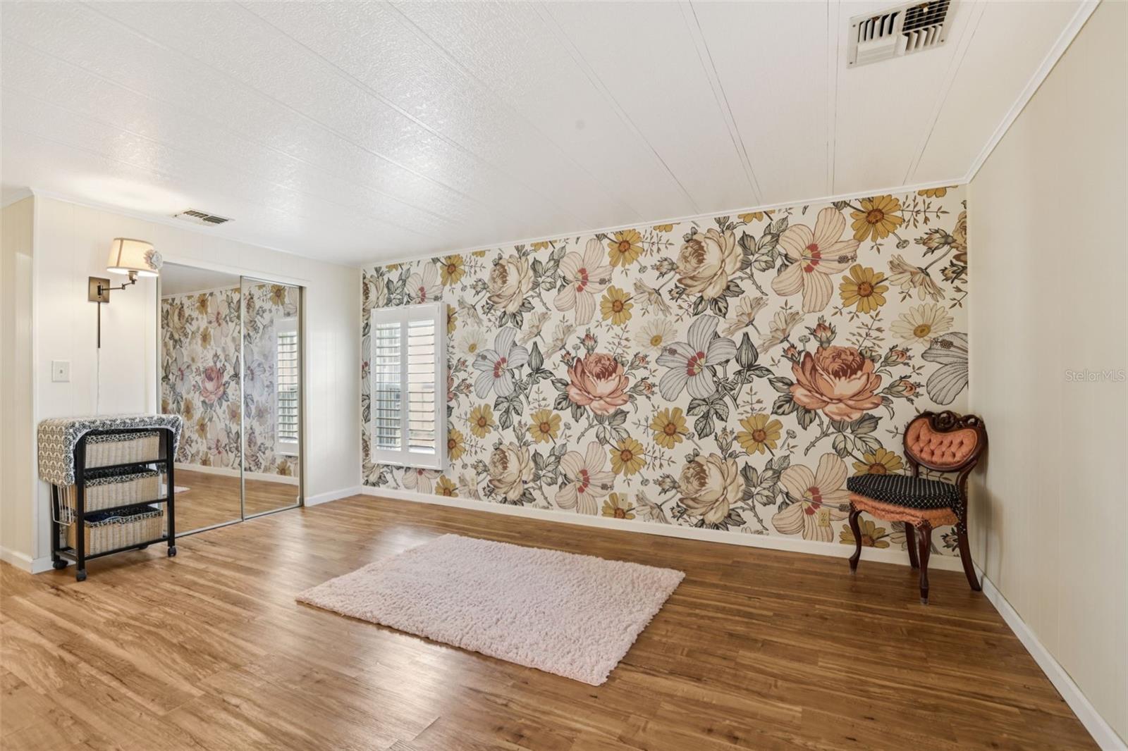 Listing photo id 28 for 7317 Score Street