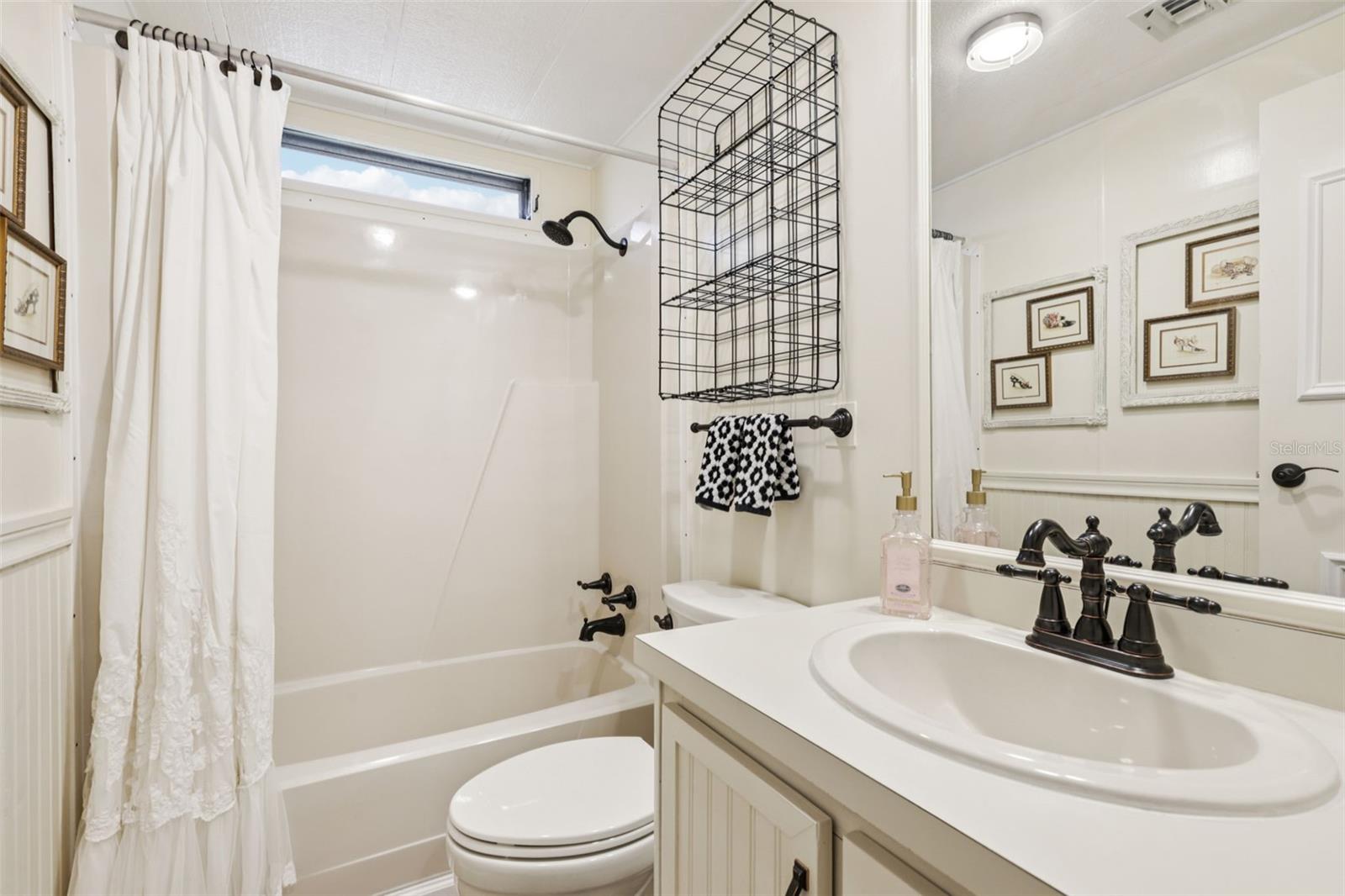 Listing photo id 36 for 7317 Score Street