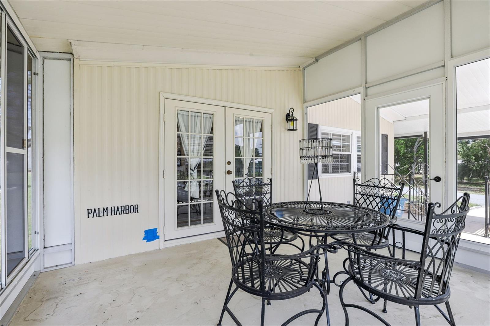 Listing photo id 37 for 7317 Score Street