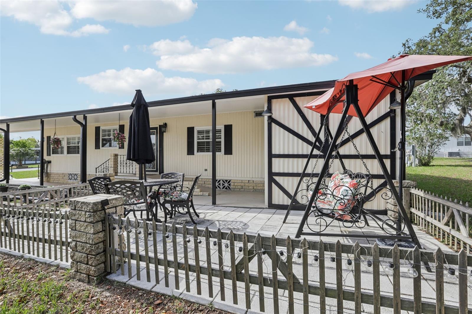 Listing photo id 43 for 7317 Score Street