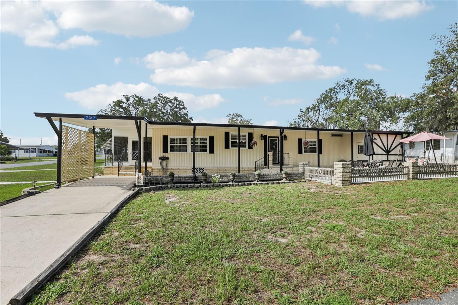 Listing photo id 46 for 7317 Score Street