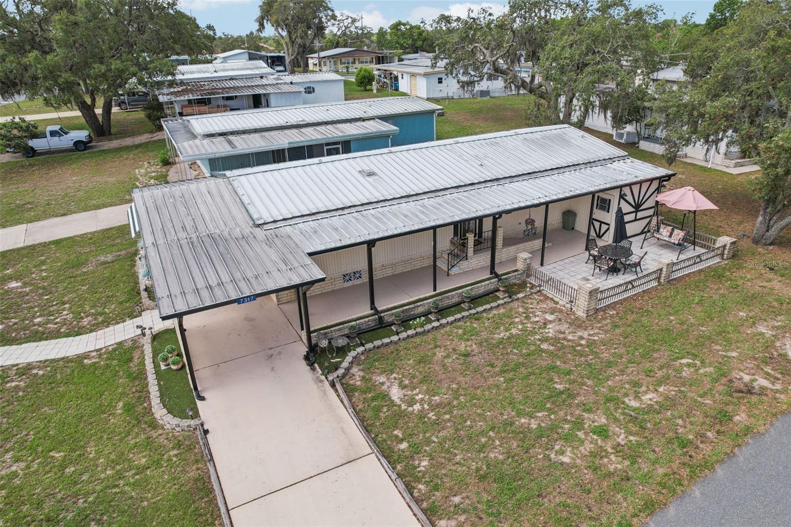 Listing photo id 56 for 7317 Score Street