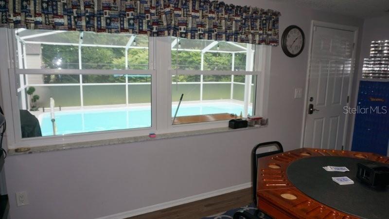 Listing photo id 22 for 11810 Oceanside Drive