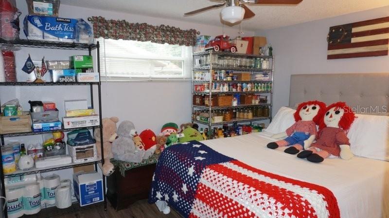 Listing photo id 26 for 11810 Oceanside Drive