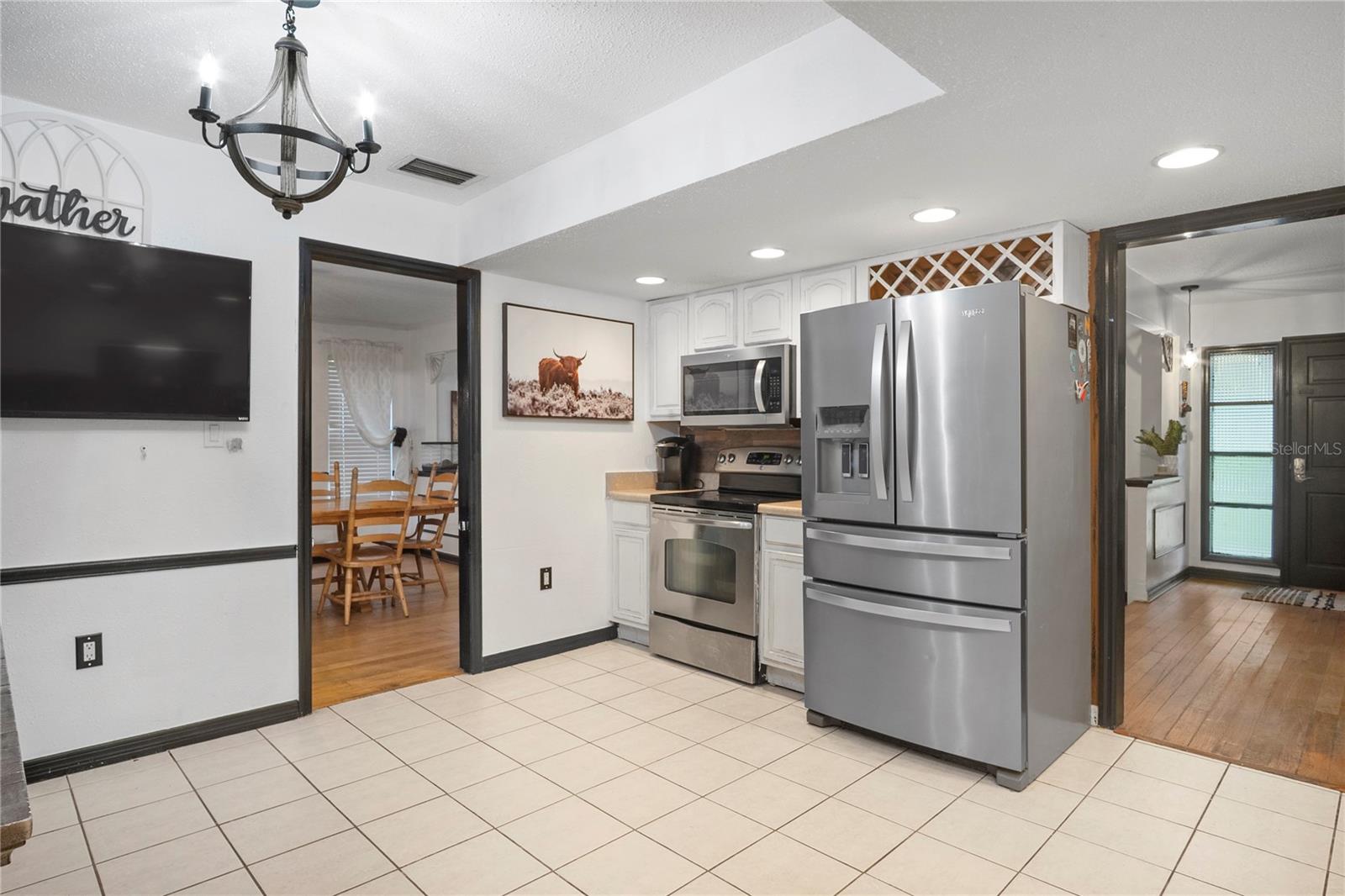 Image 16 of 44 For 10420 Carlin Drive