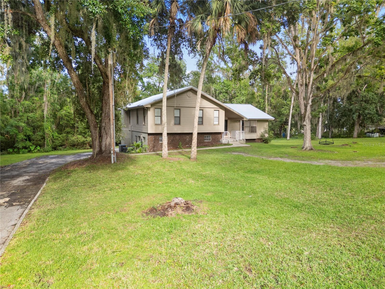 Image 2 of 44 For 10420 Carlin Drive