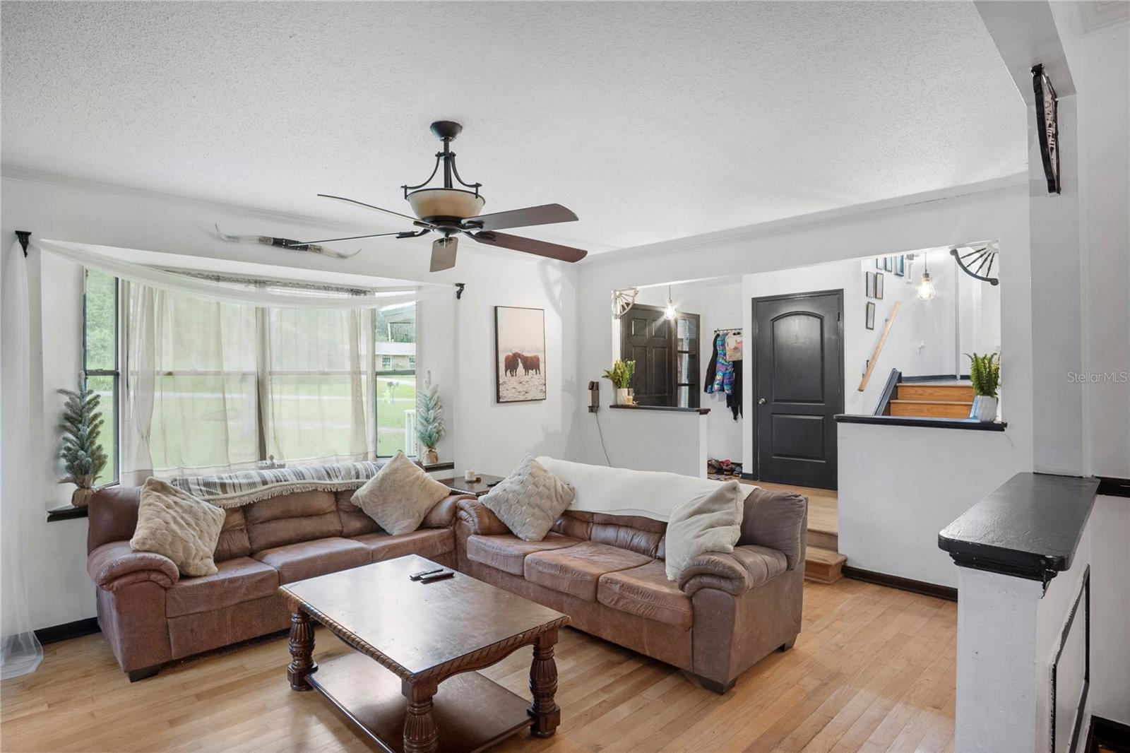 Image 22 of 44 For 10420 Carlin Drive