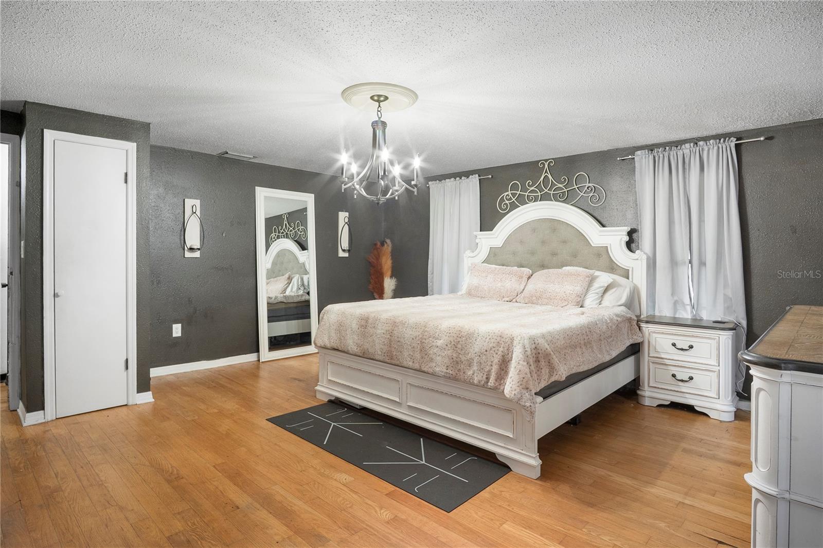 Image 30 of 44 For 10420 Carlin Drive