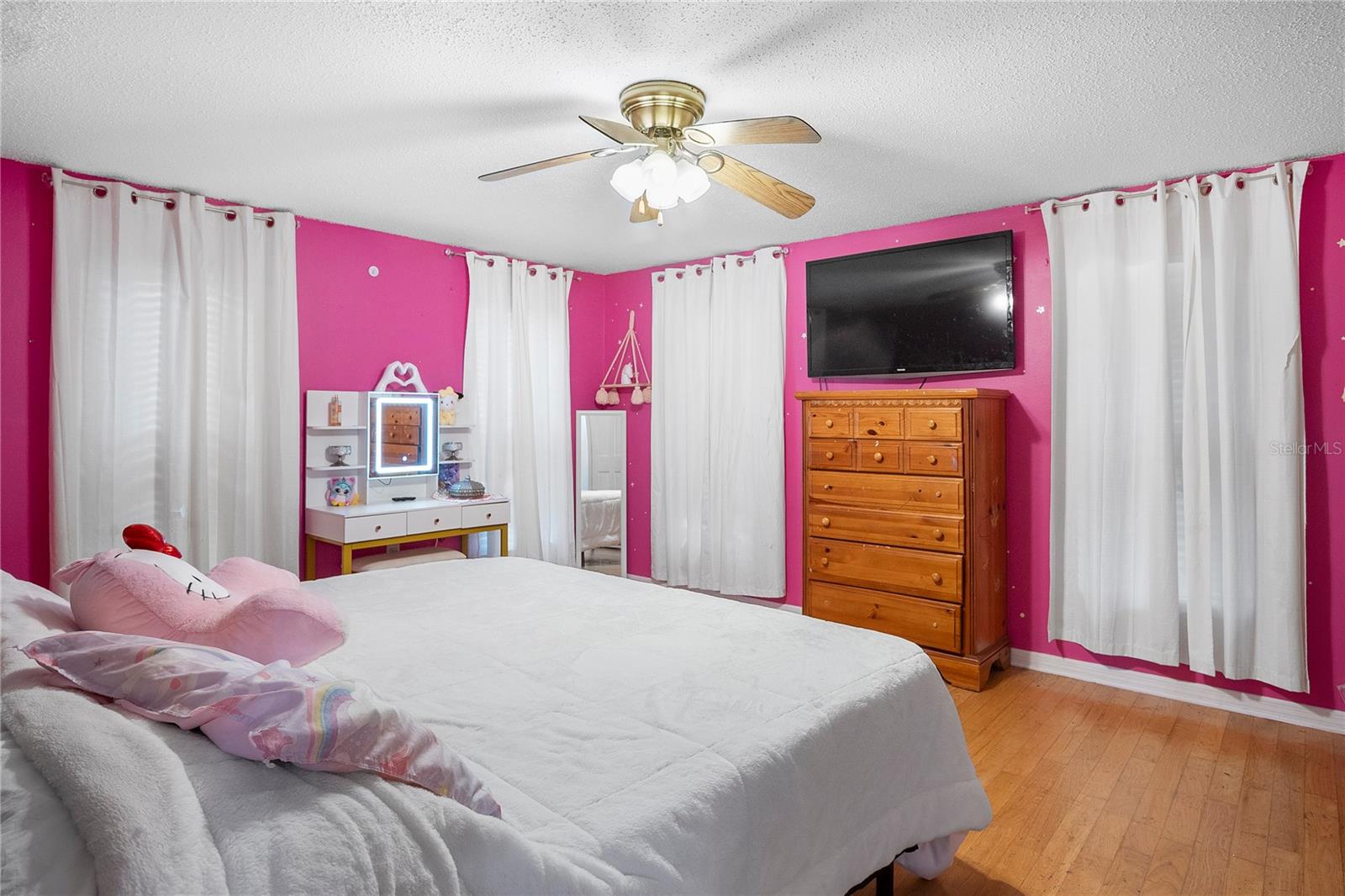 Image 33 of 44 For 10420 Carlin Drive