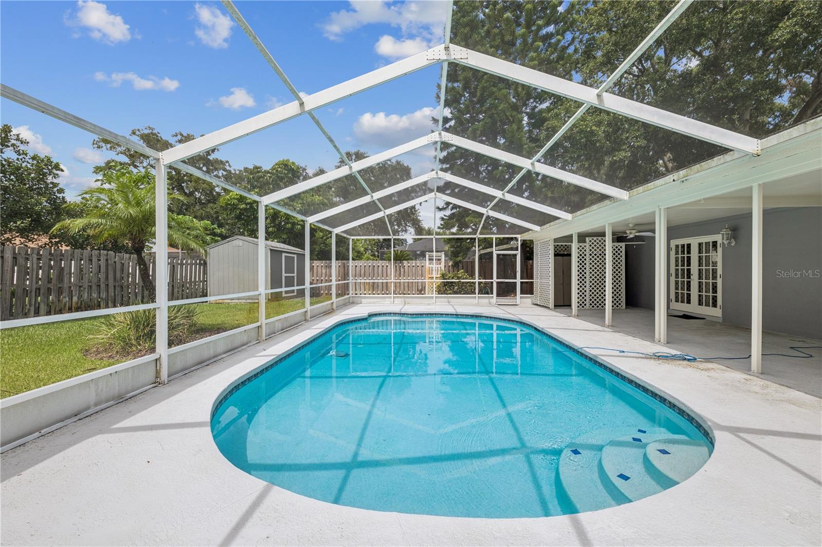 Image 33 of 47 For 2827 Oak Tree Lane
