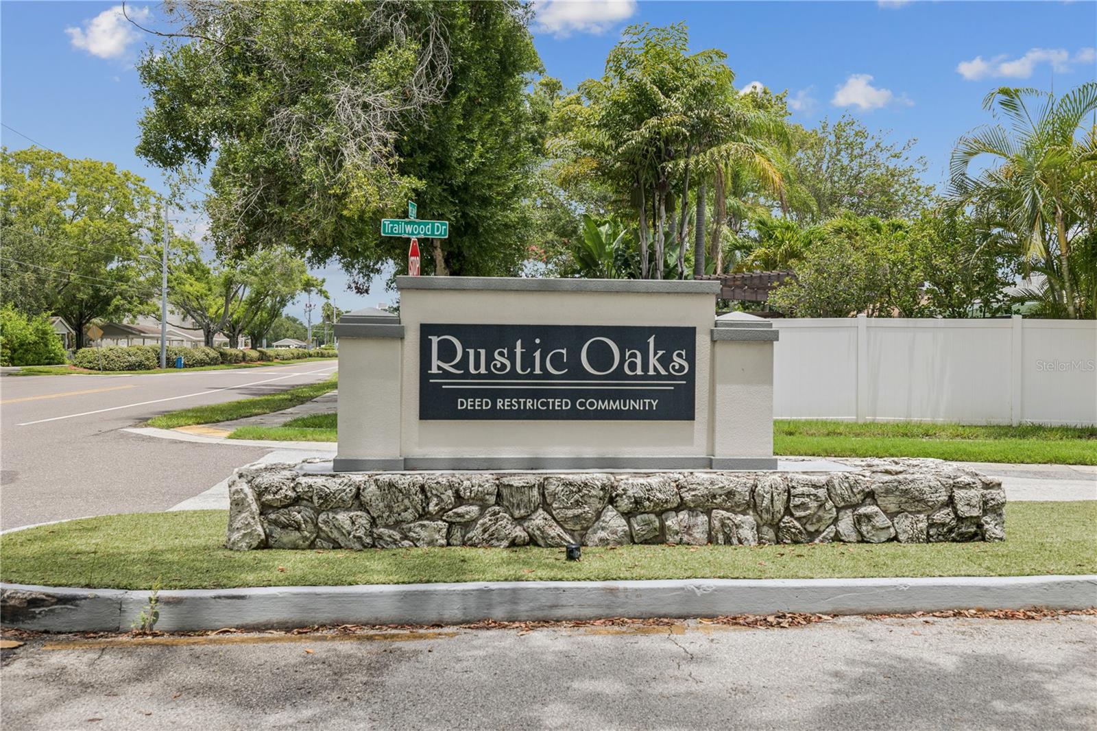 Image 43 of 47 For 2827 Oak Tree Lane
