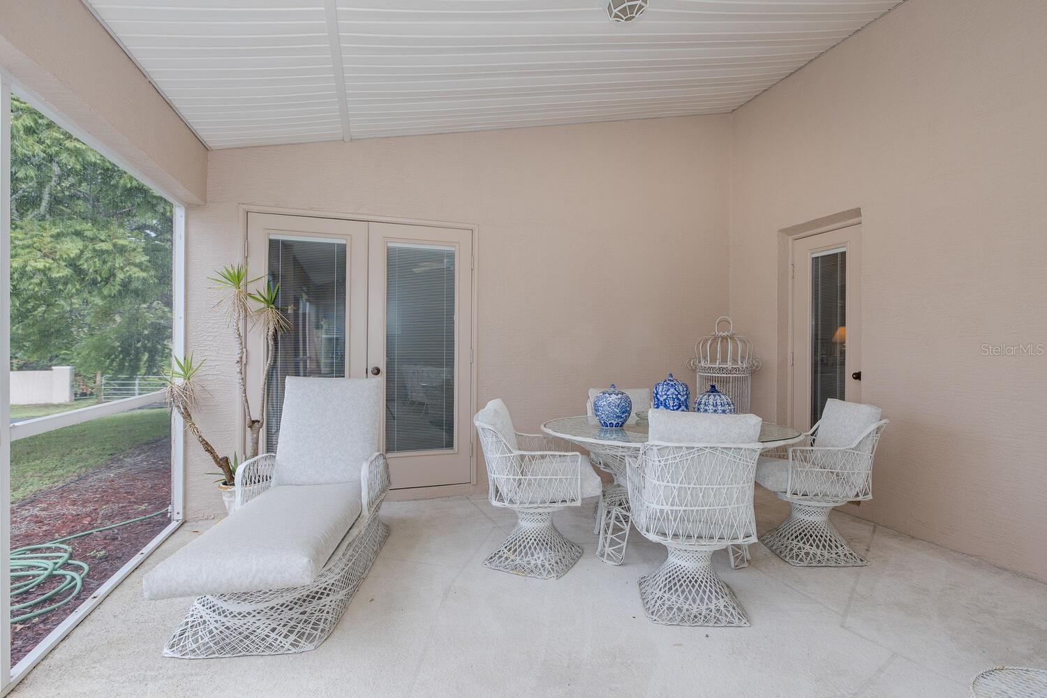 Image 33 of 46 For 401 Royal Palm Way