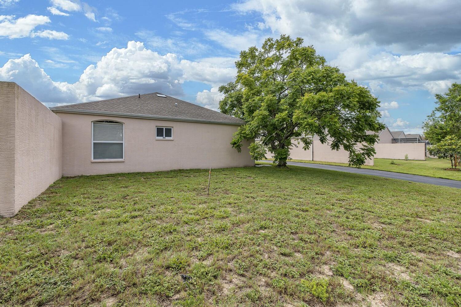 Image 37 of 46 For 401 Royal Palm Way