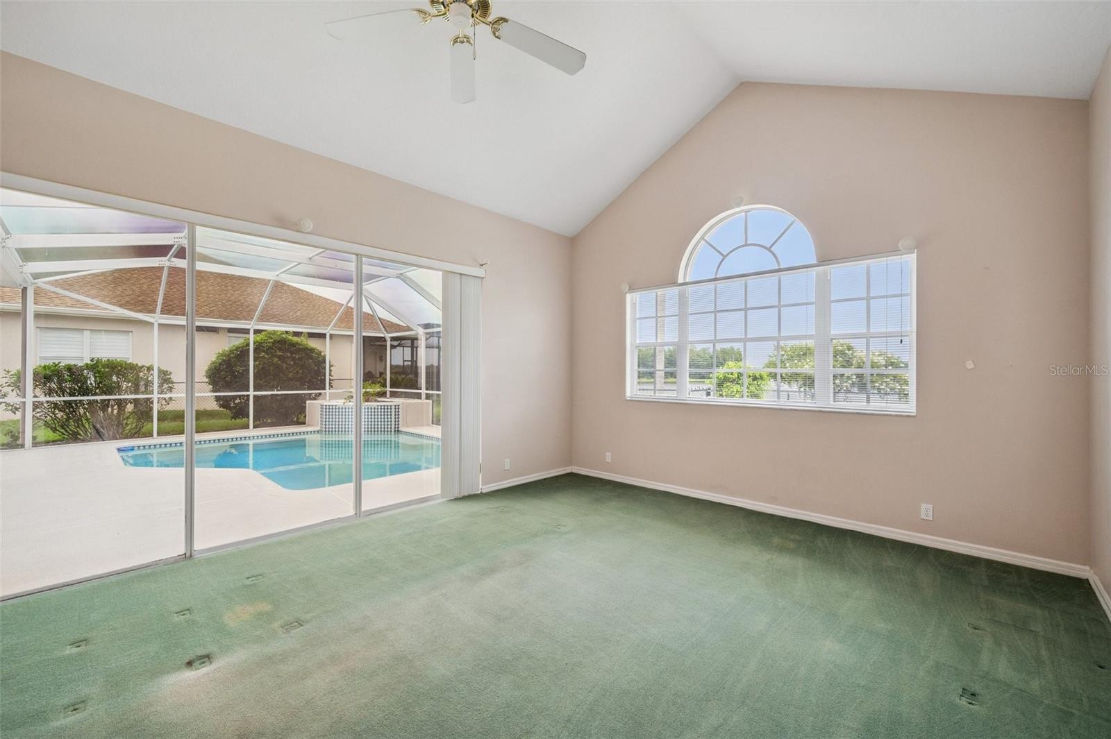 Image 21 of 61 For 1733 Daylily Drive