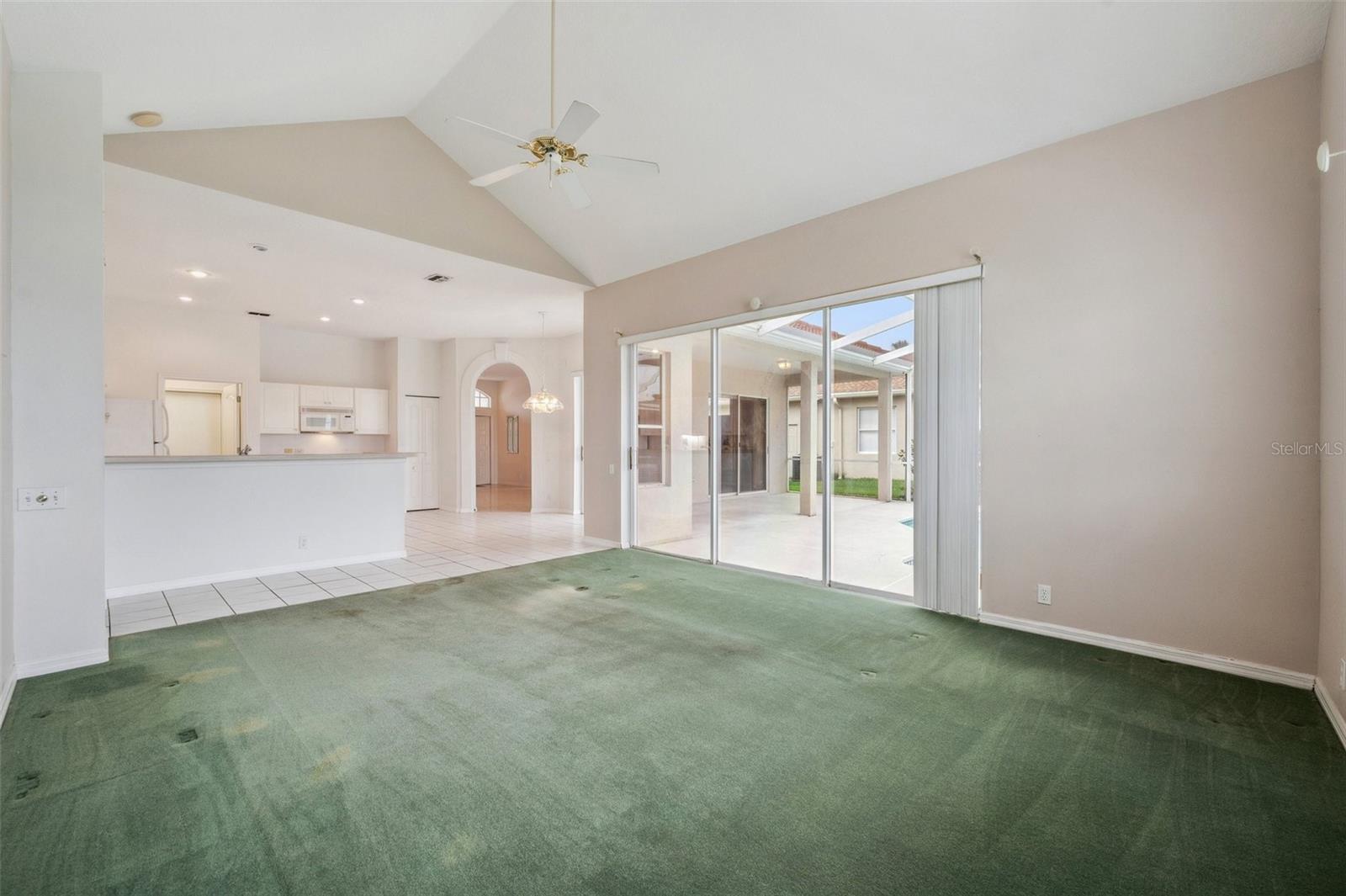 Image 22 of 61 For 1733 Daylily Drive