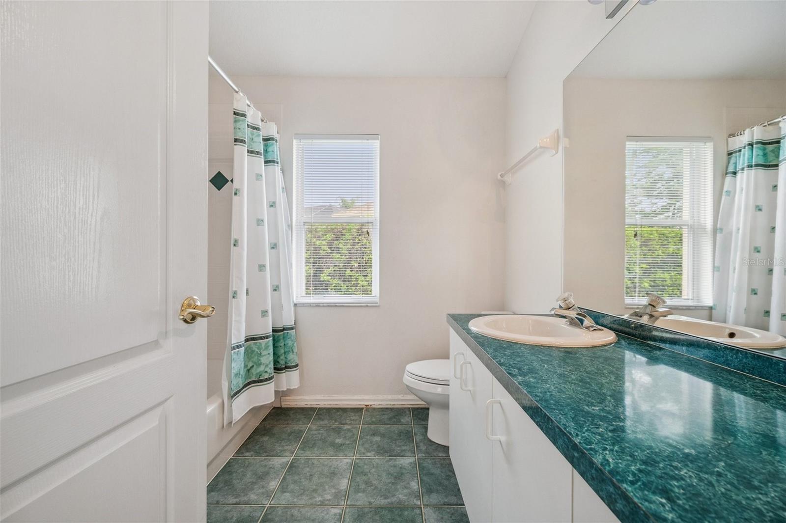 Image 36 of 61 For 1733 Daylily Drive