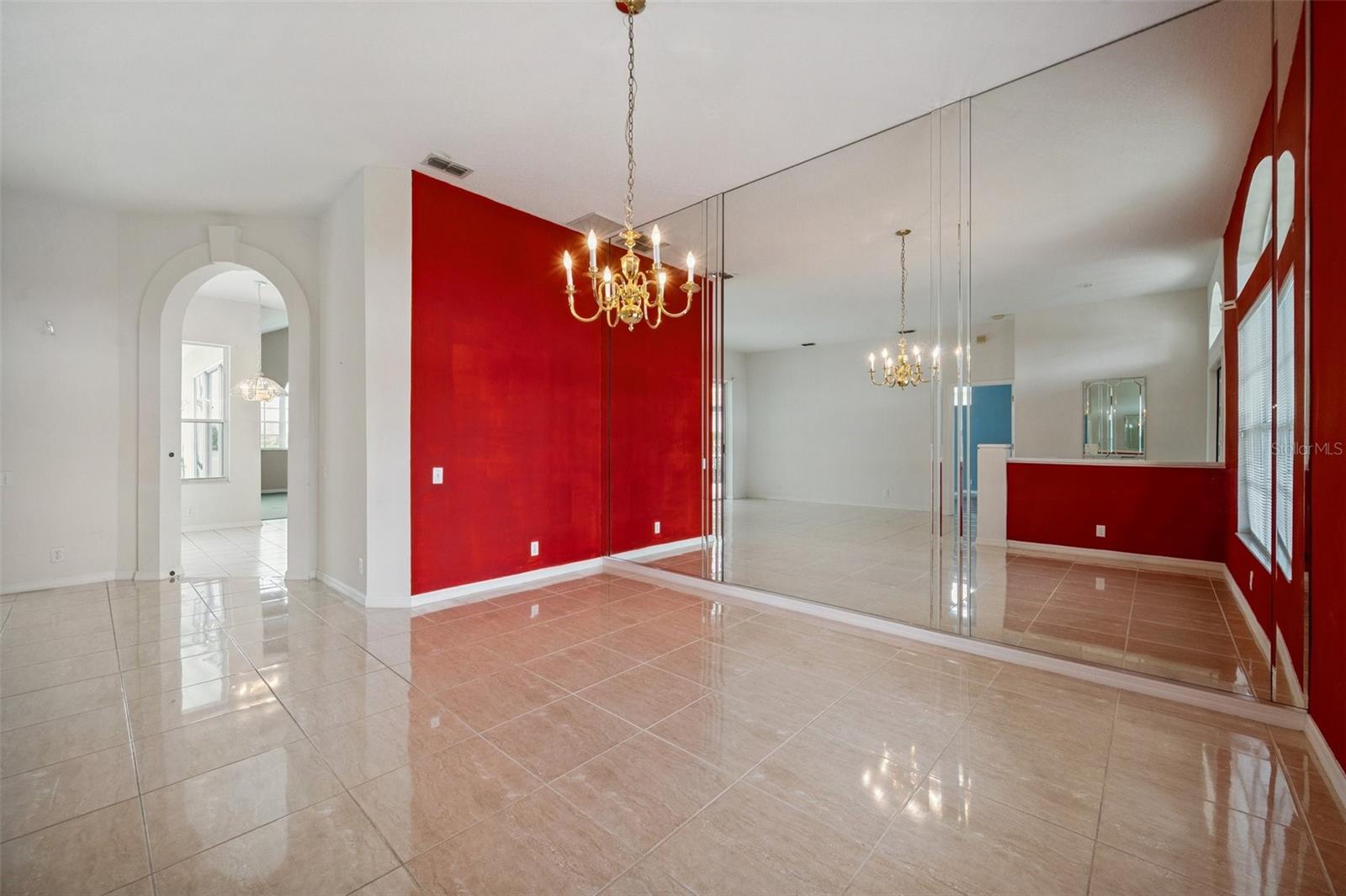 Image 8 of 61 For 1733 Daylily Drive