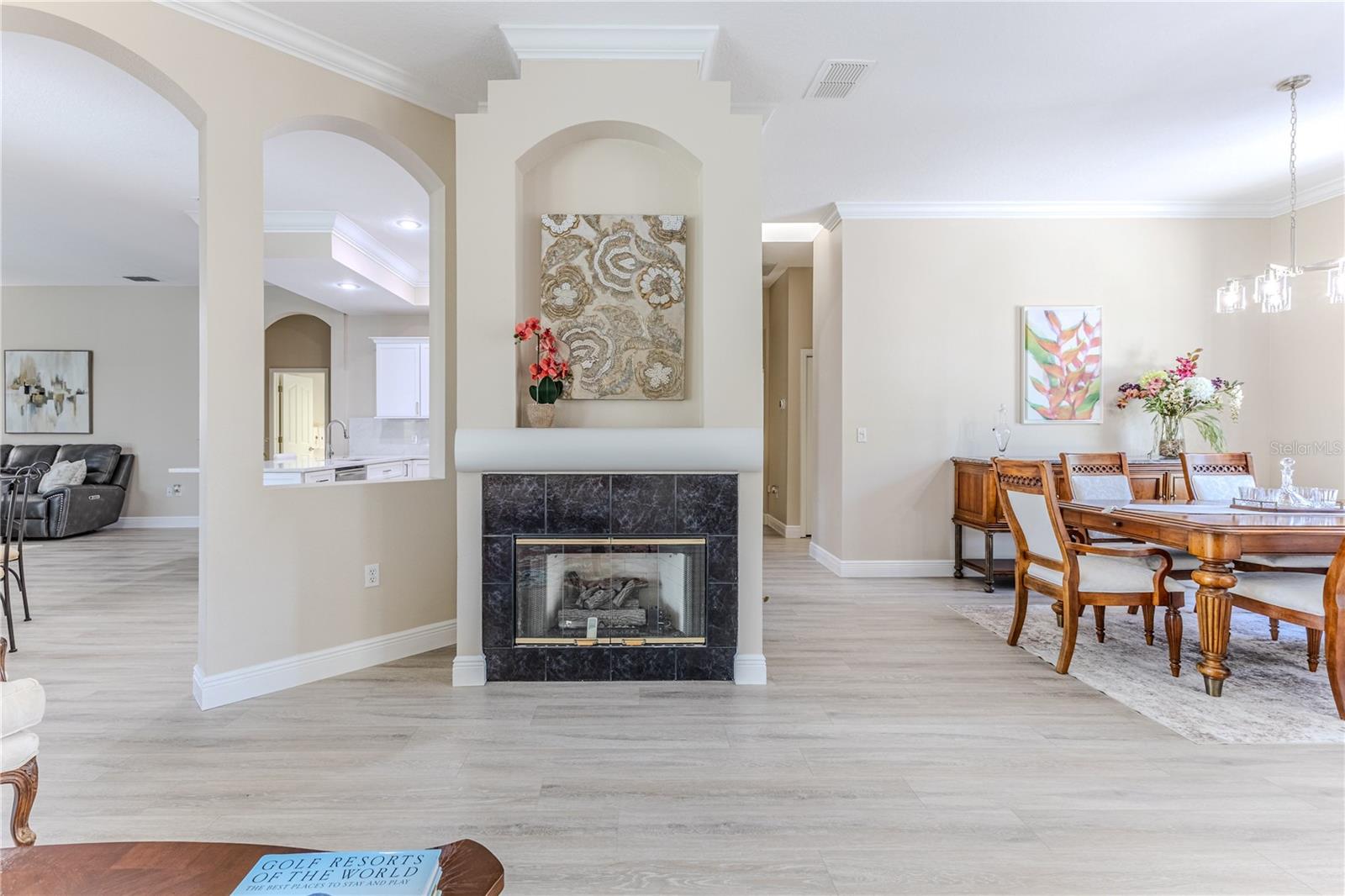 Image 11 of 81 For 5301 Legend Hills Lane