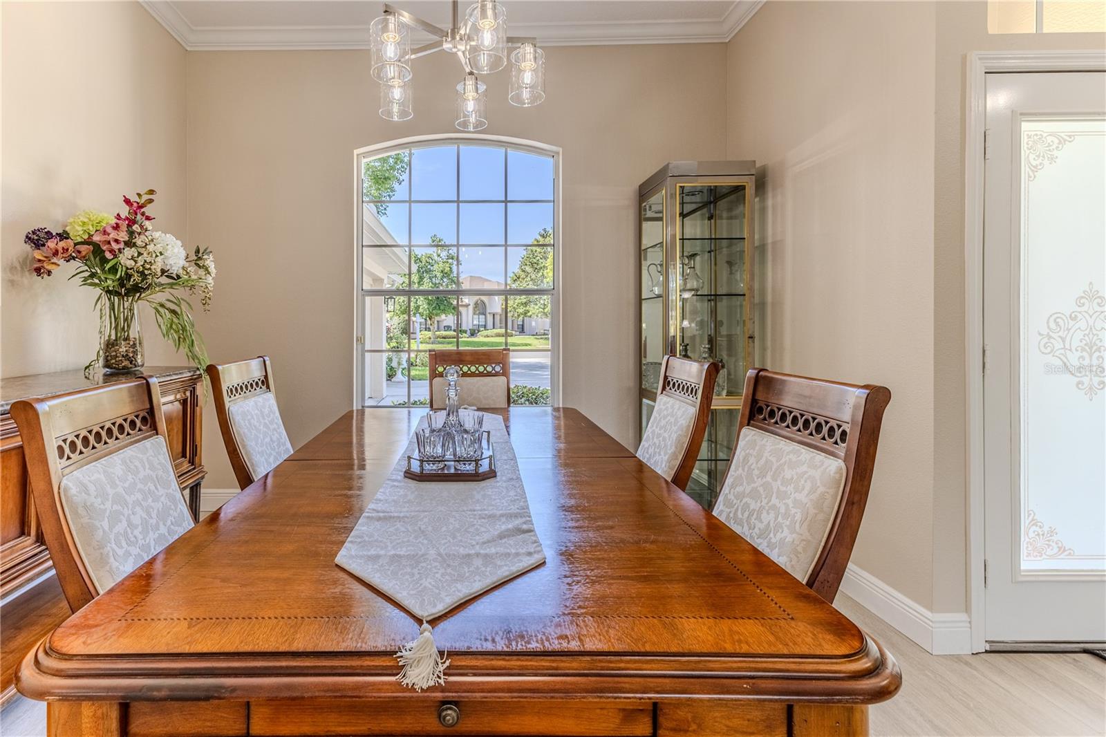 Image 15 of 81 For 5301 Legend Hills Lane