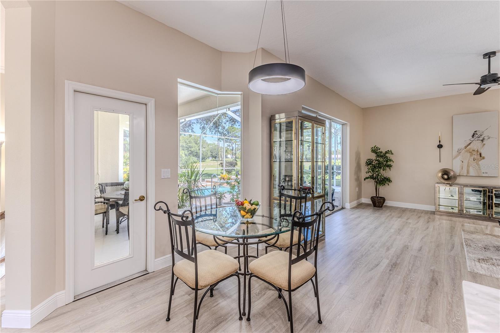 Image 16 of 81 For 5301 Legend Hills Lane