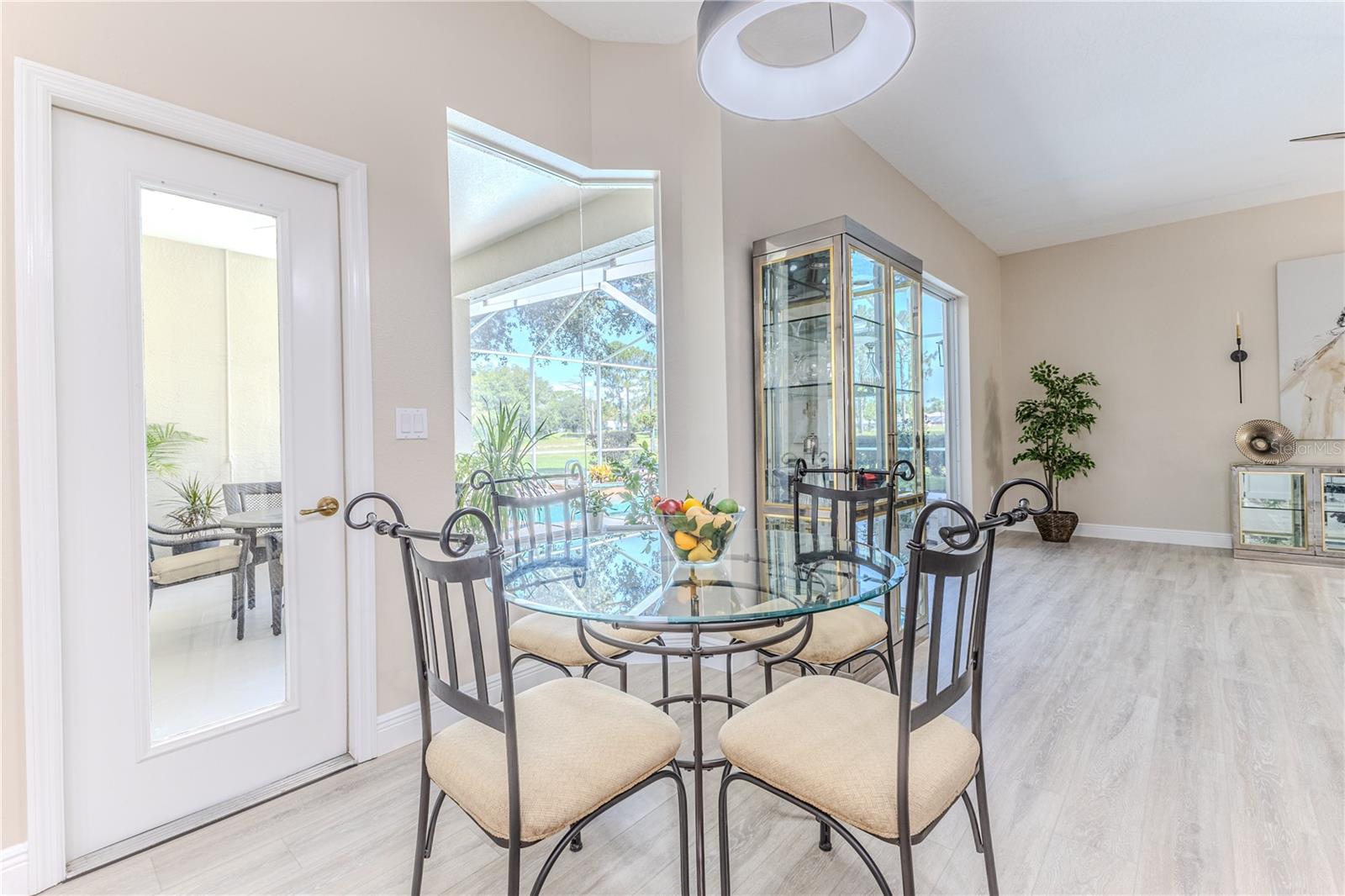 Image 17 of 81 For 5301 Legend Hills Lane