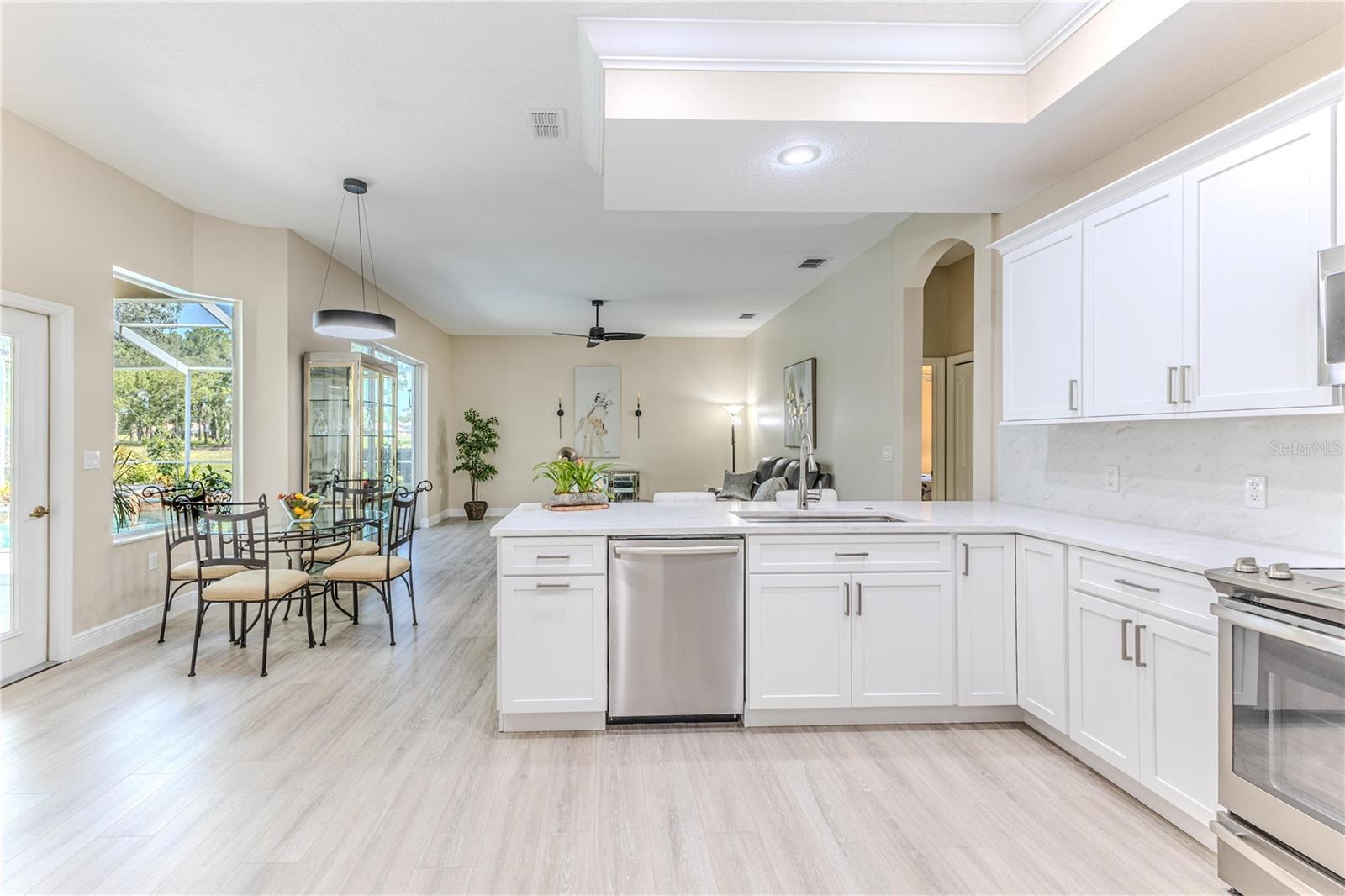 Image 19 of 81 For 5301 Legend Hills Lane