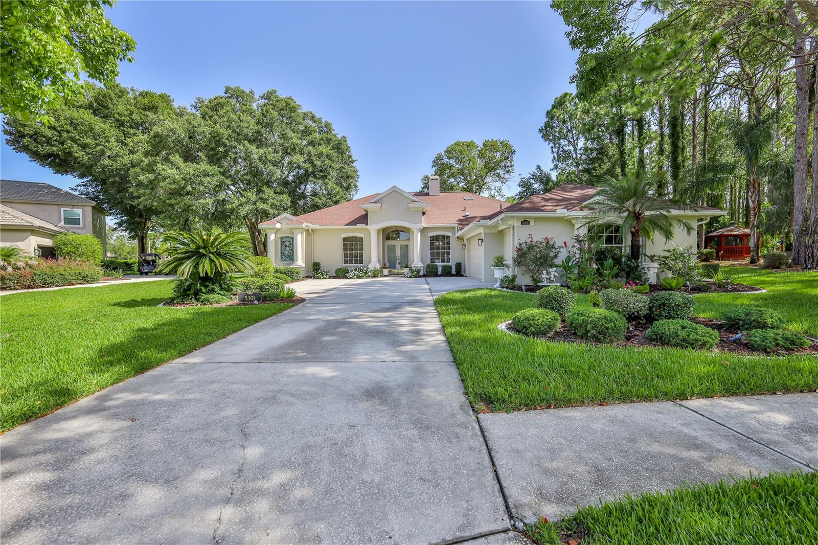 Image 4 of 81 For 5301 Legend Hills Lane