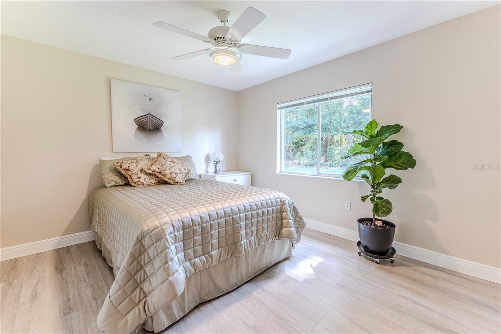 Image 45 of 81 For 5301 Legend Hills Lane