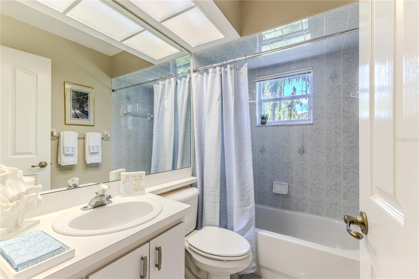 Image 47 of 81 For 5301 Legend Hills Lane