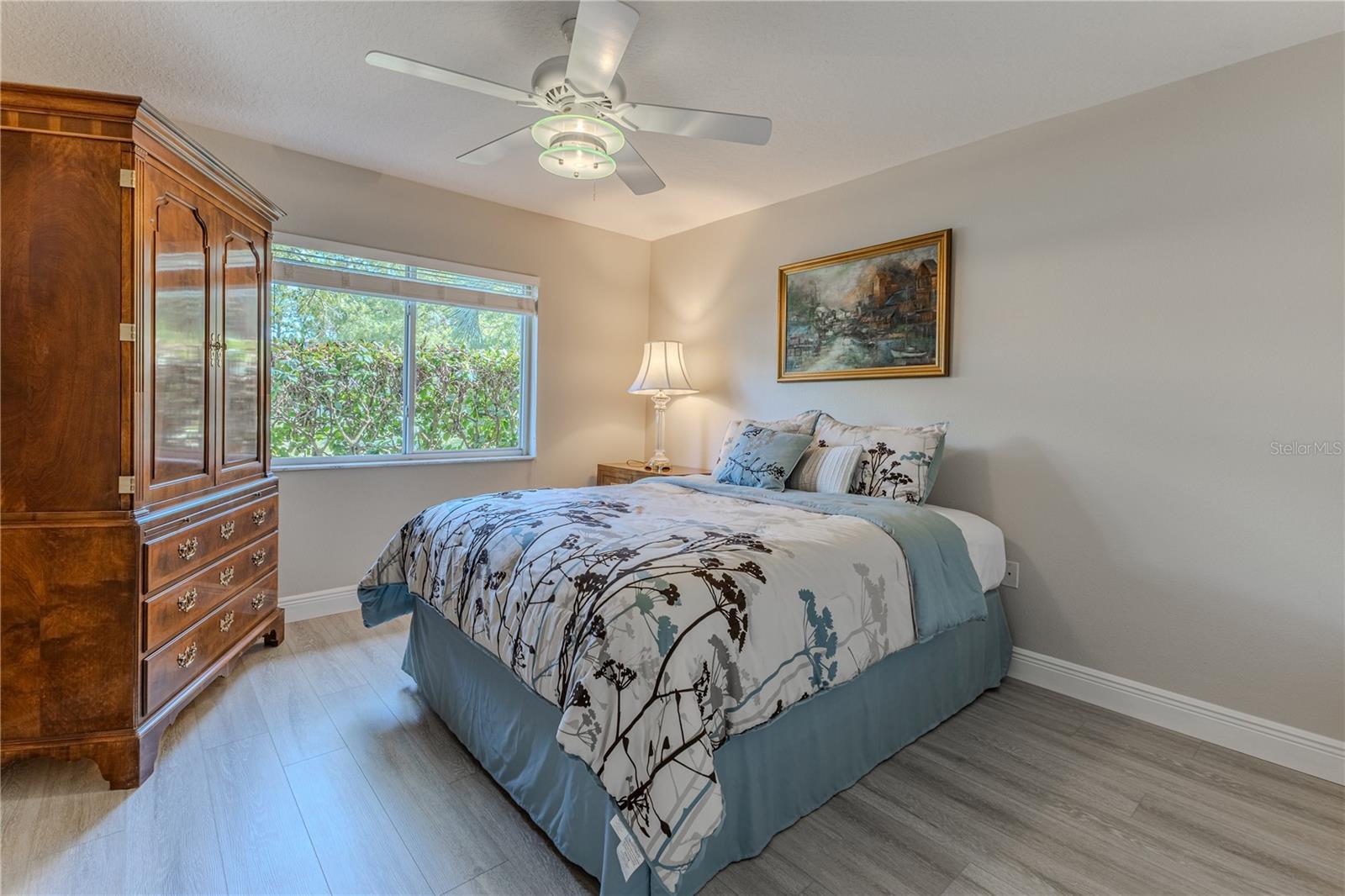 Image 48 of 81 For 5301 Legend Hills Lane