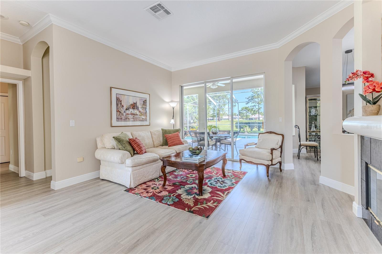 Image 7 of 81 For 5301 Legend Hills Lane