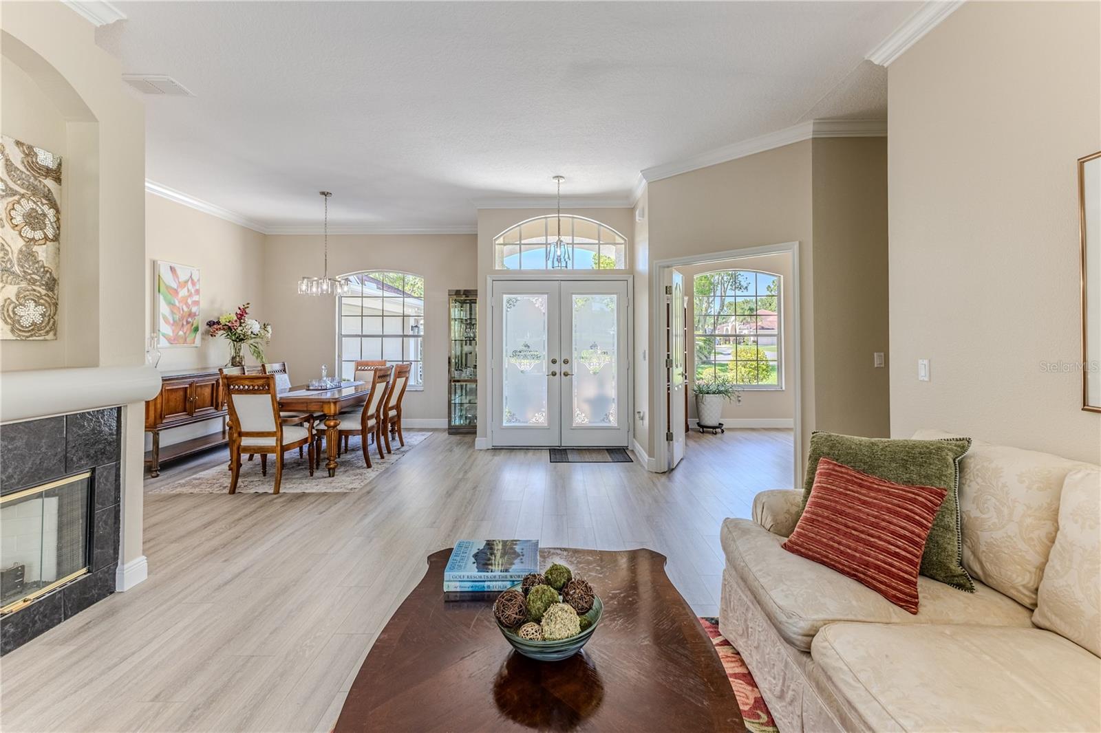 Image 9 of 81 For 5301 Legend Hills Lane