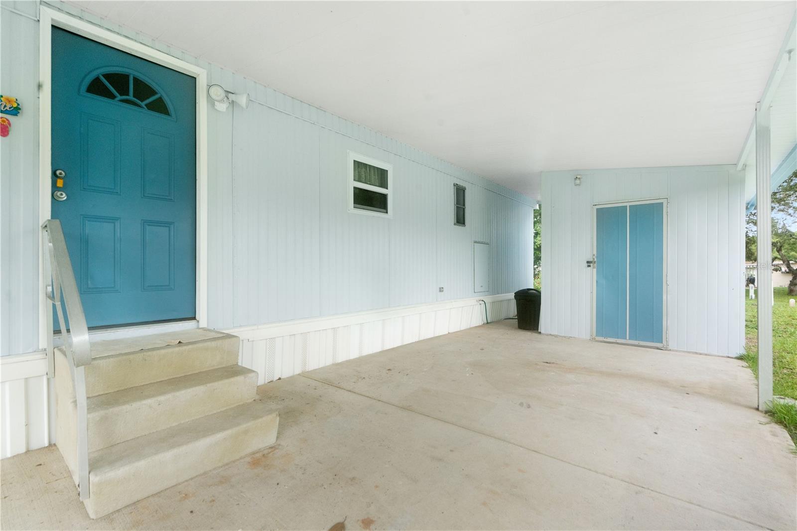 Image 4 of 31 For 16833 Harley Street