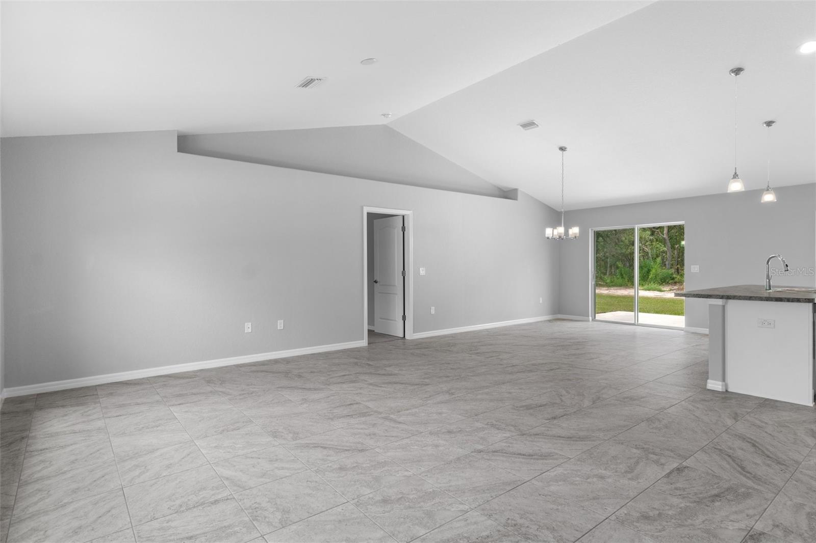 Image 6 of 30 For 12128 Petrel Avenue