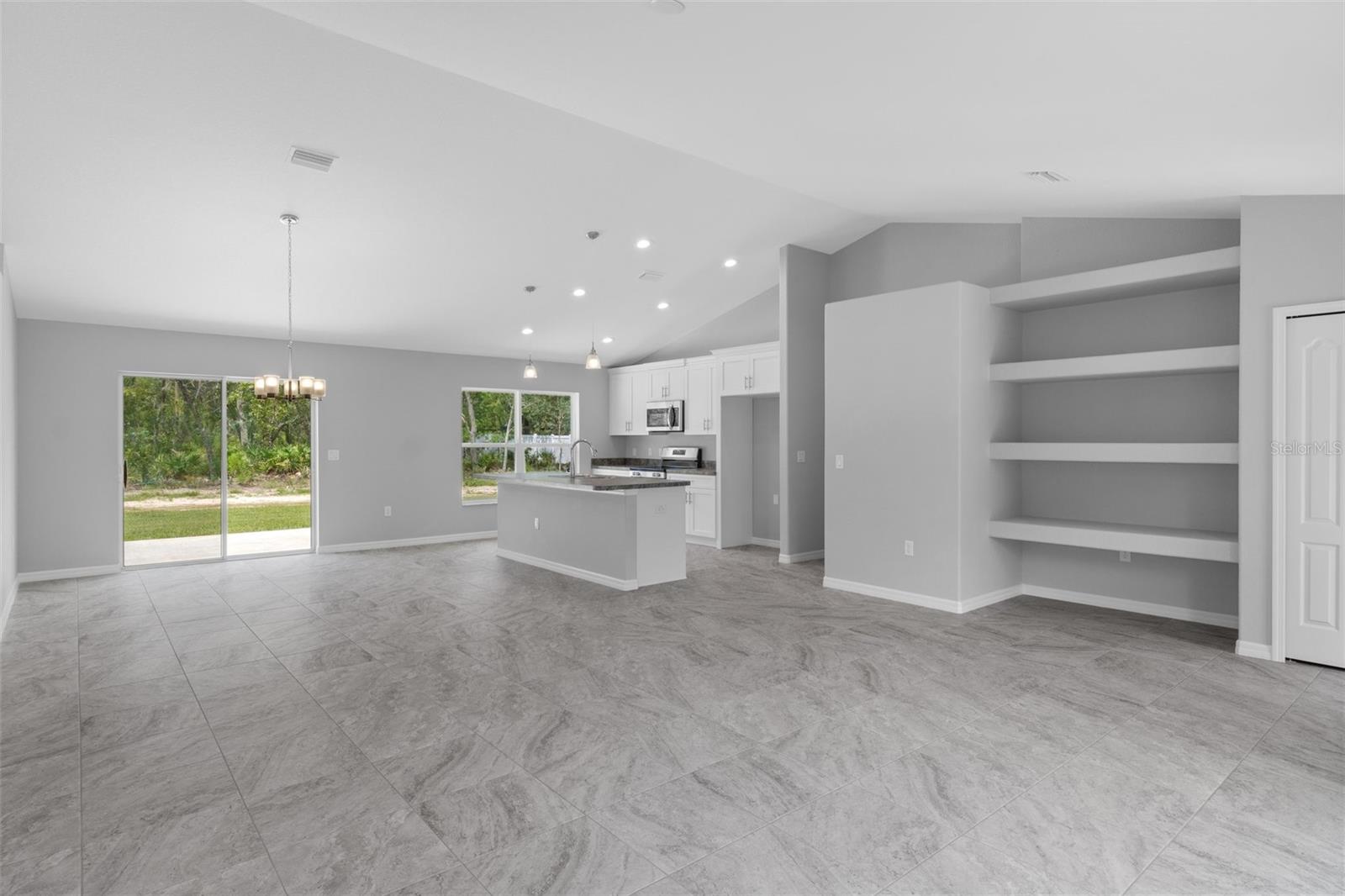 Image 7 of 30 For 12128 Petrel Avenue