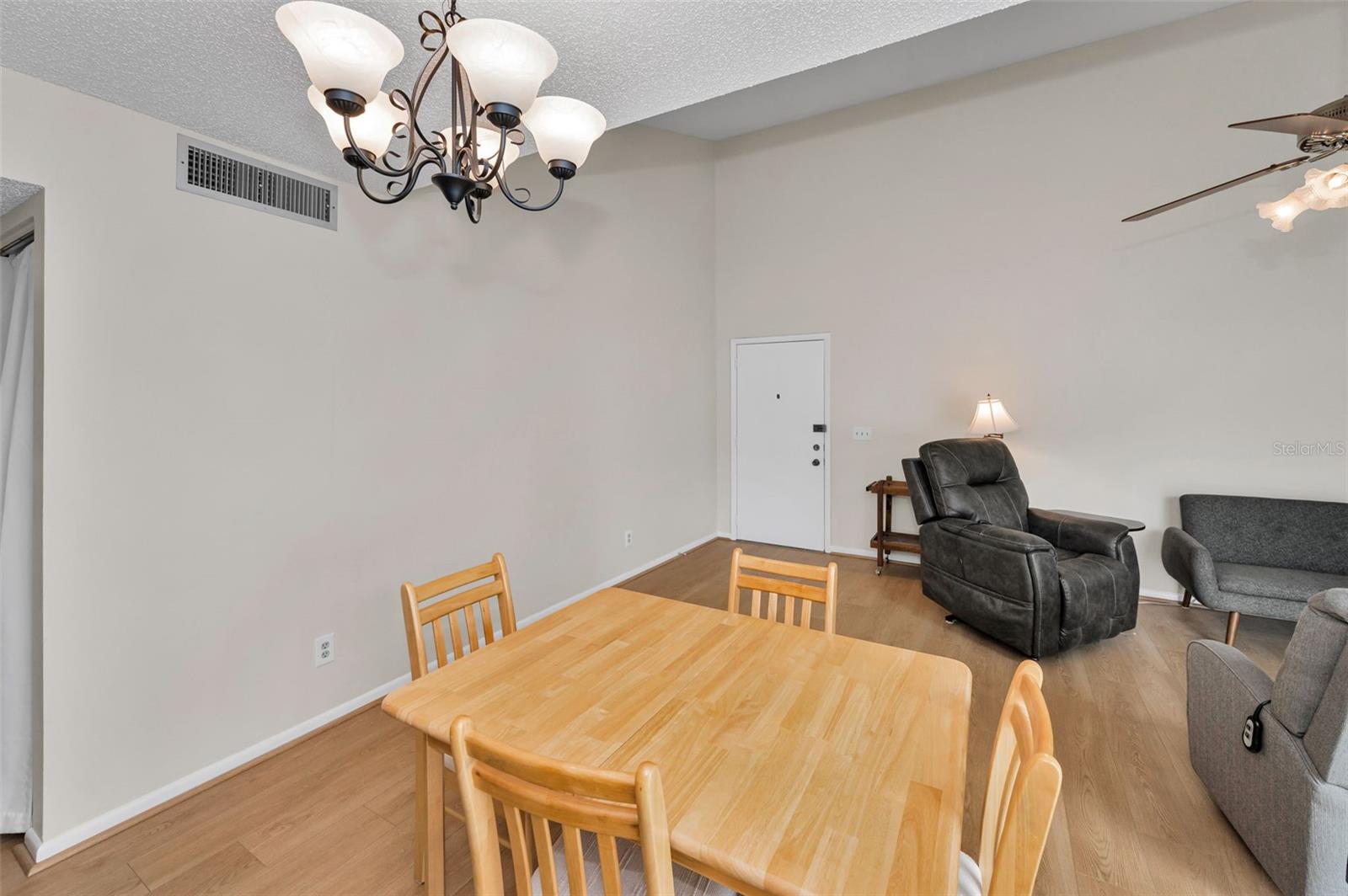 Image 12 of 58 For 2628 Barksdale Court B