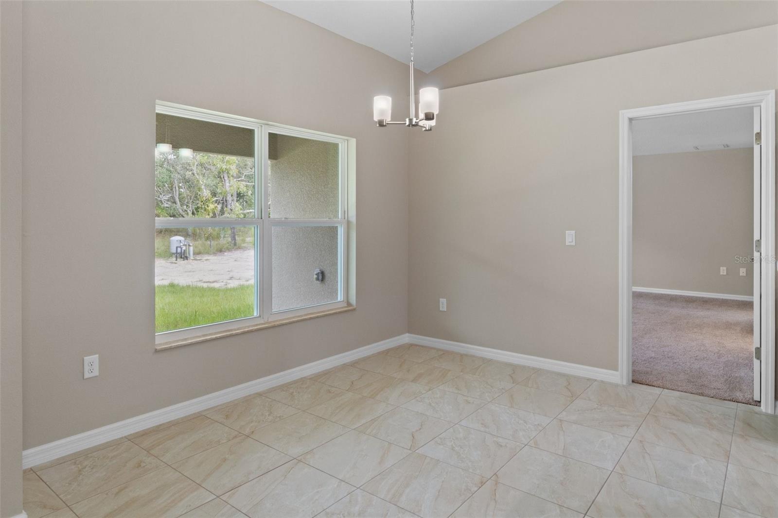 Image 13 of 45 For 11141 Jenny Wren Road