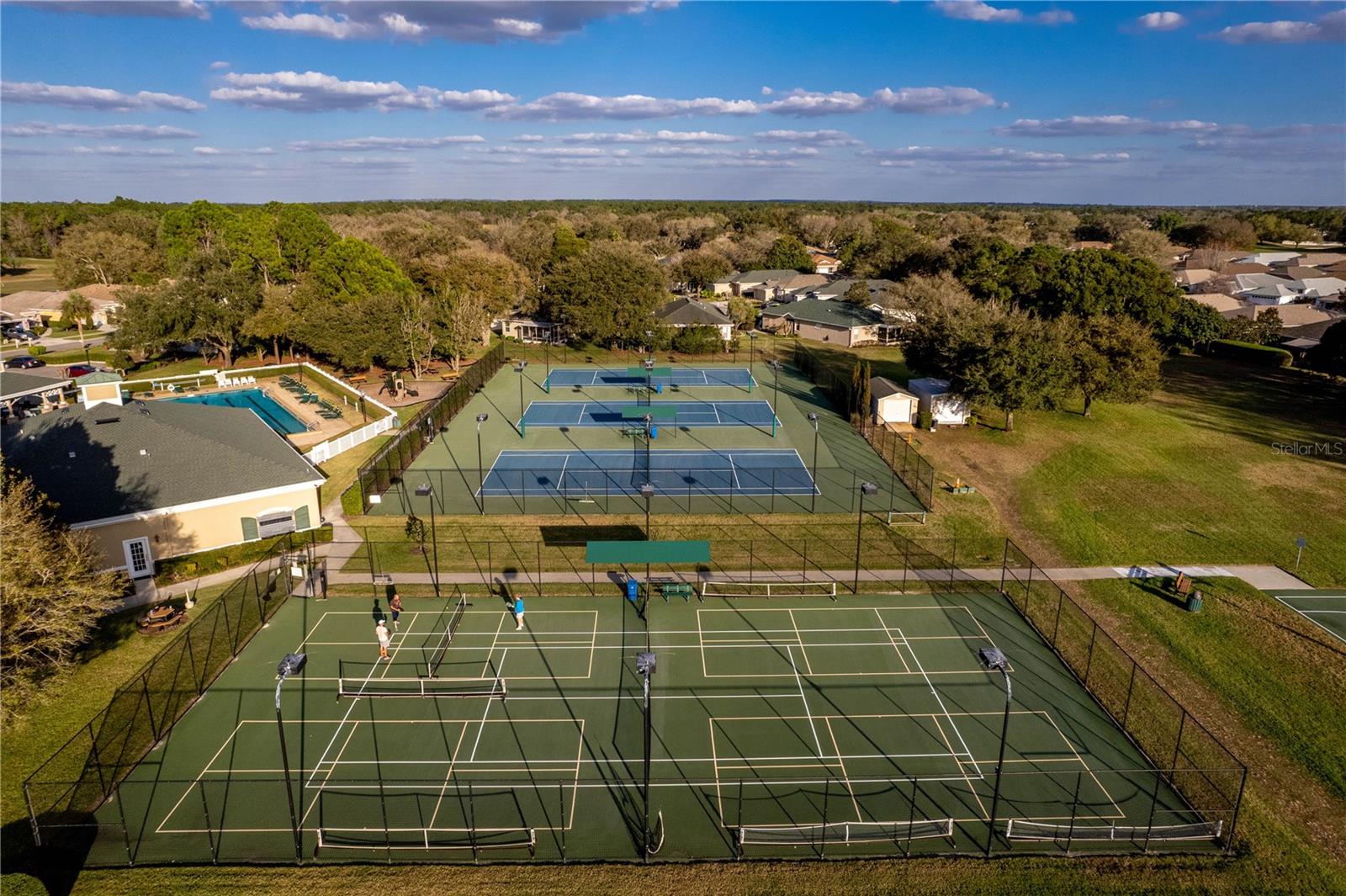 Listing photo id 48 for 5021 Championship Cup Lane