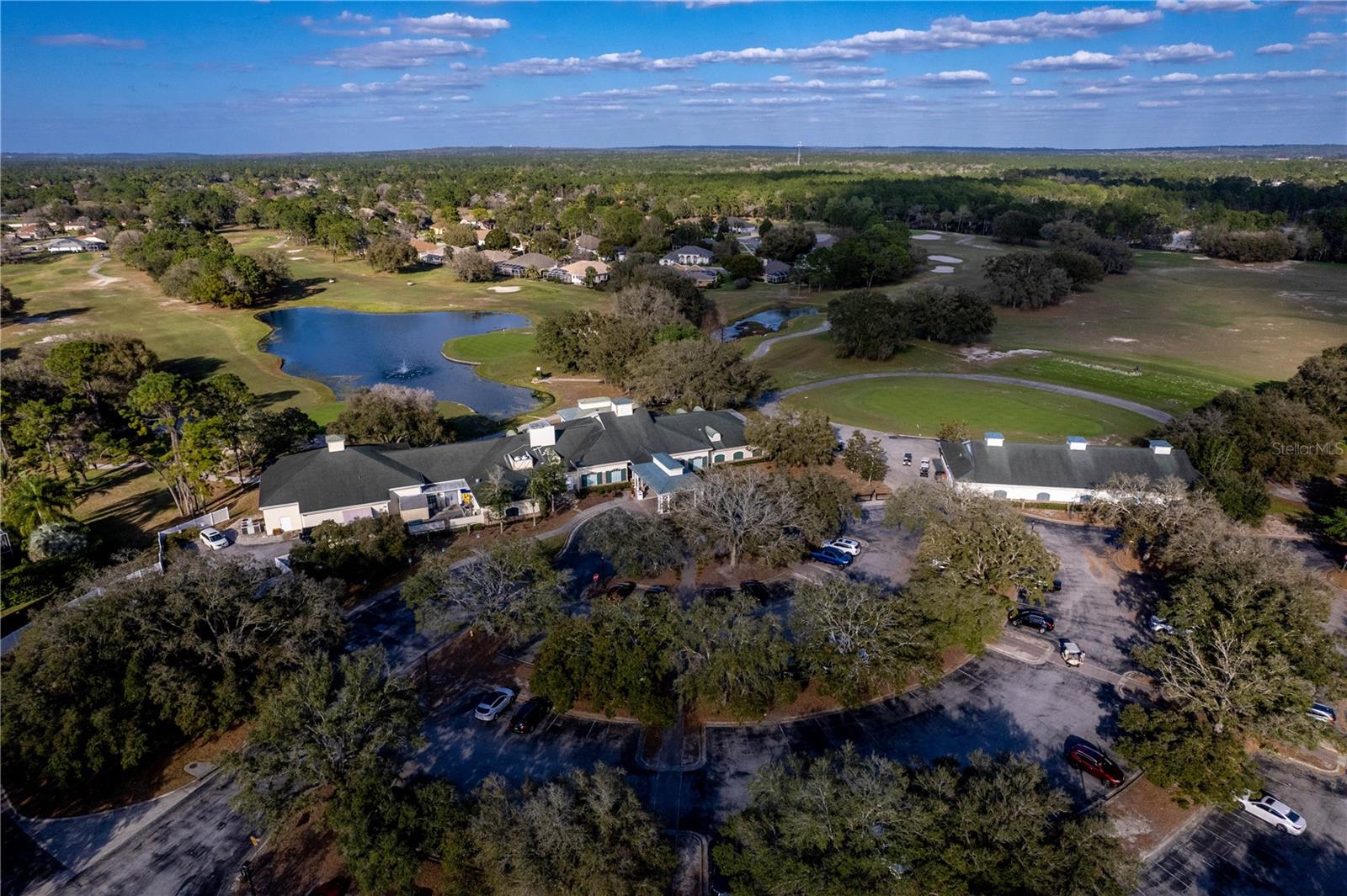 Listing photo id 76 for 5021 Championship Cup Lane