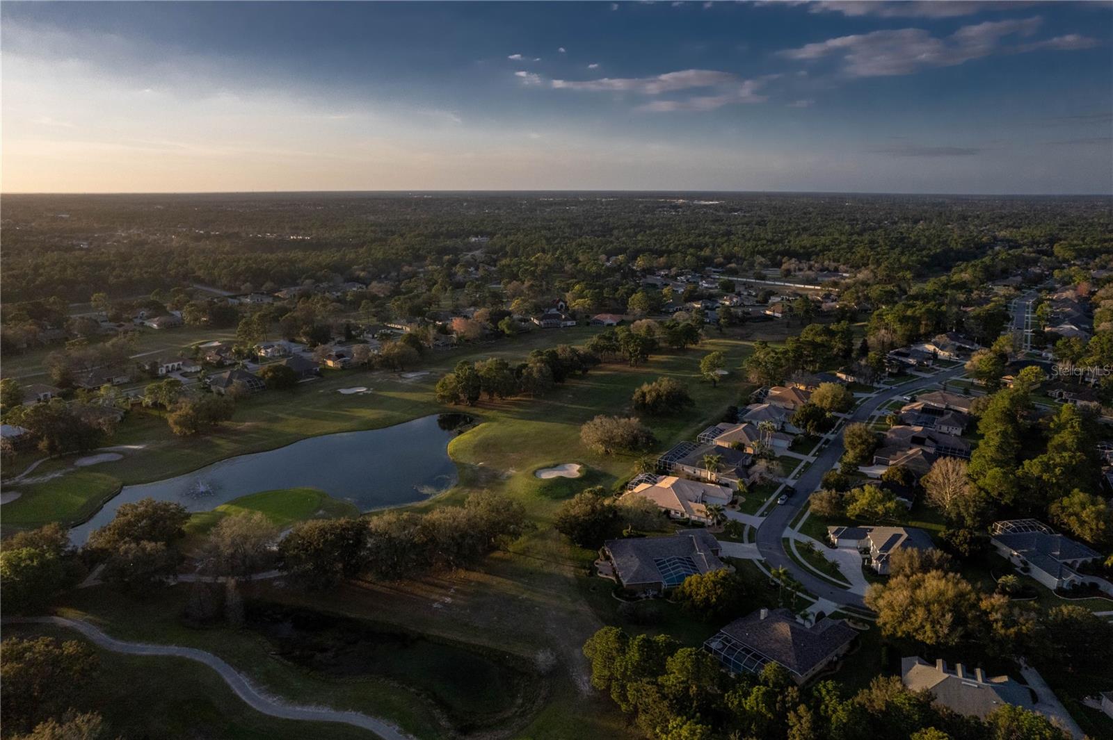 Listing photo id 91 for 5021 Championship Cup Lane