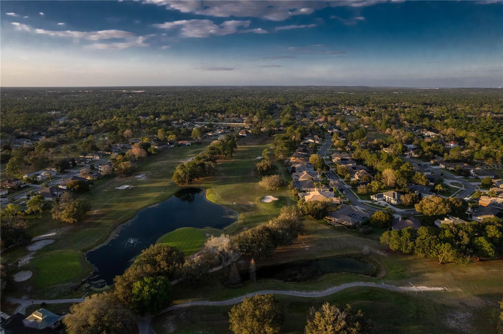 Listing photo id 94 for 5021 Championship Cup Lane
