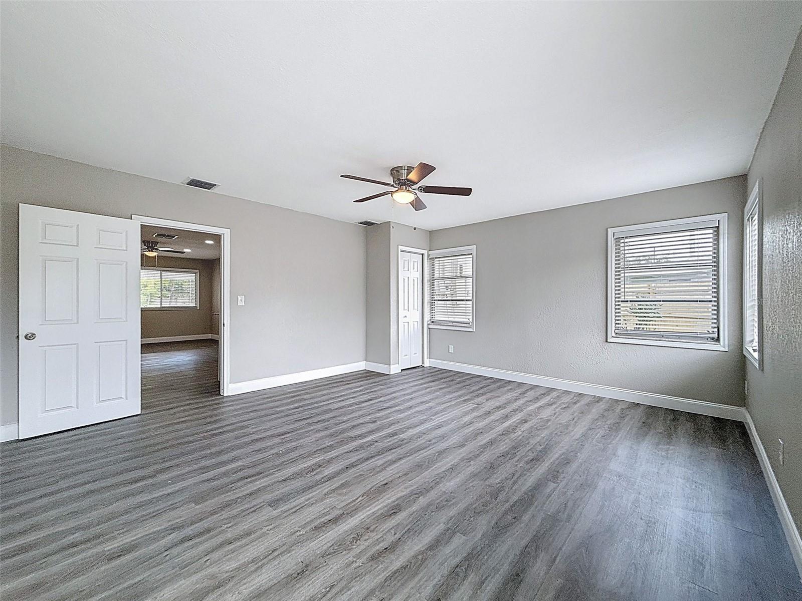 Image 14 of 34 For 6001 1st Street Ne