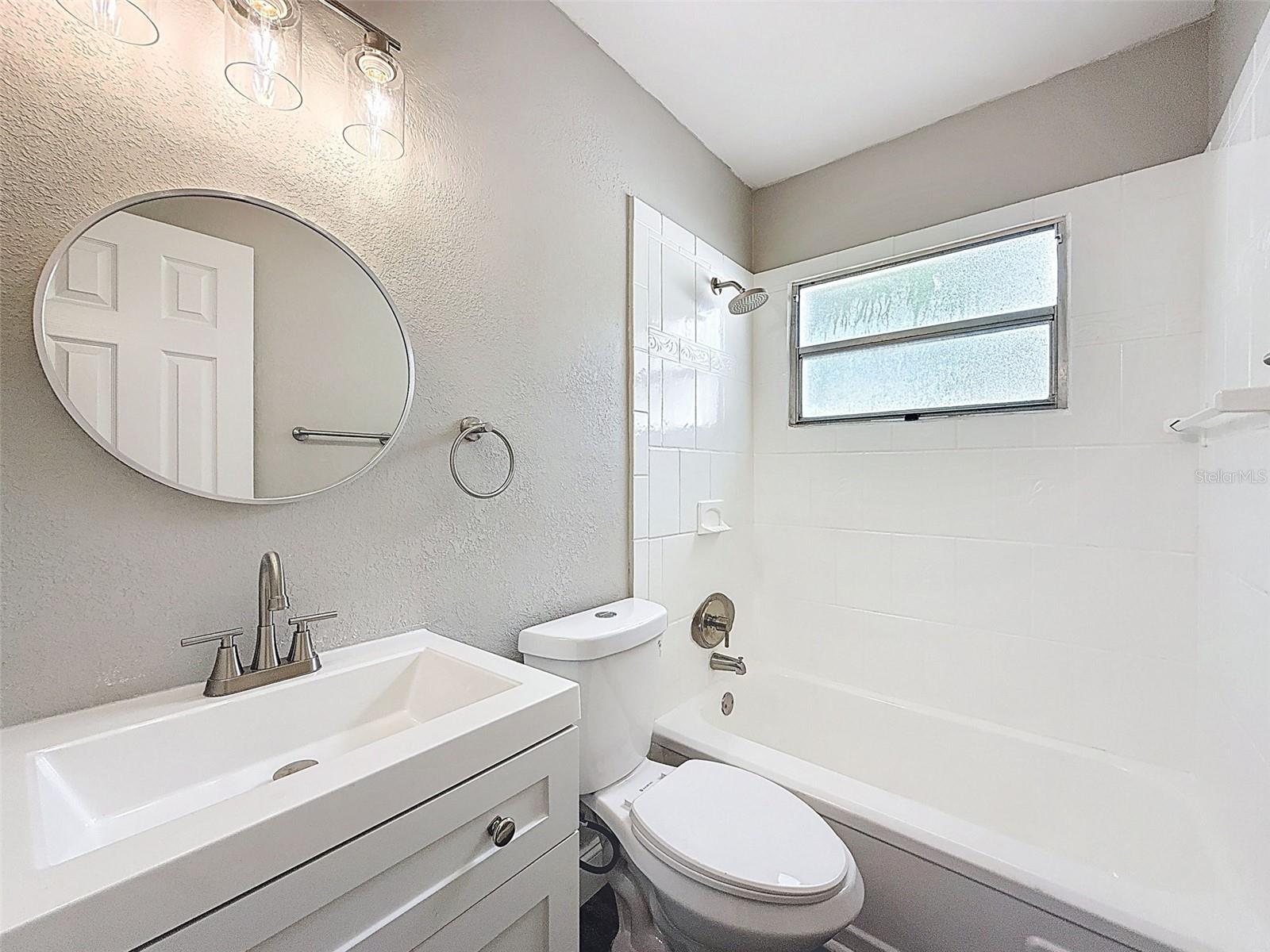 Image 40 of 49 For 6001 1st Street Ne