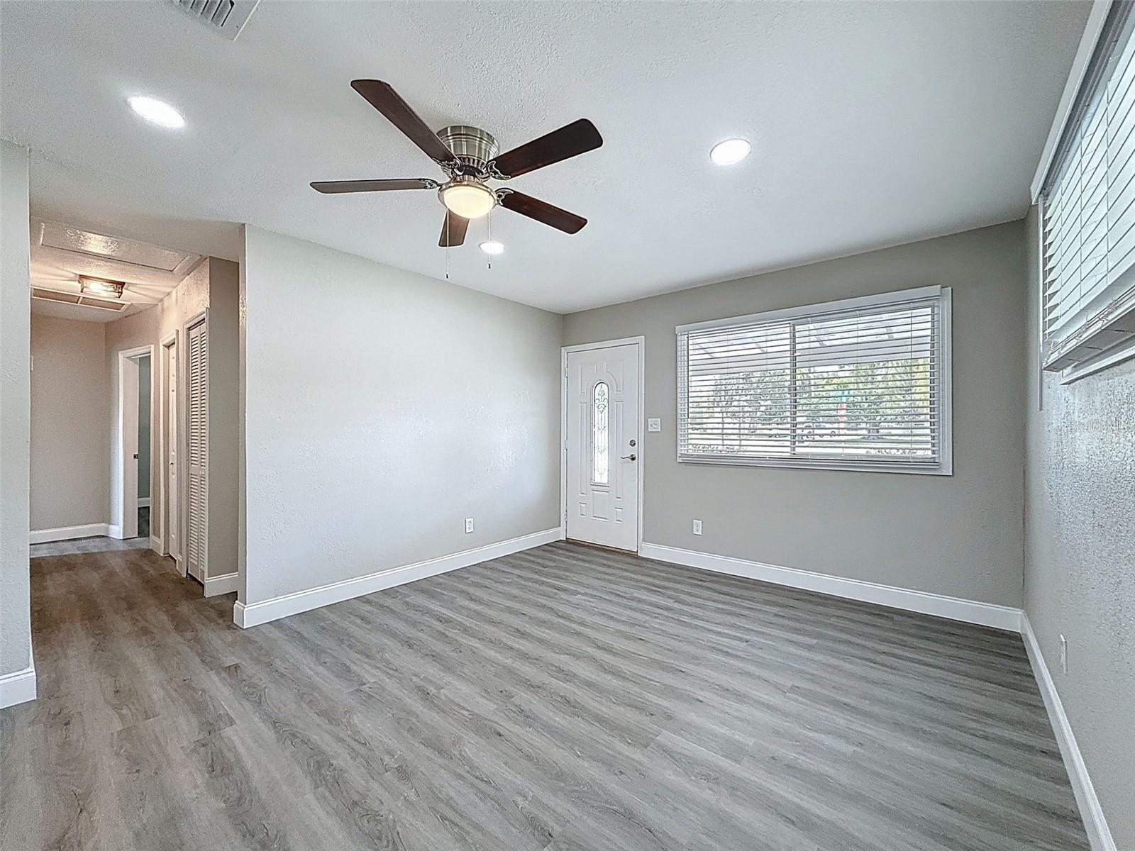 Image 7 of 34 For 6001 1st Street Ne
